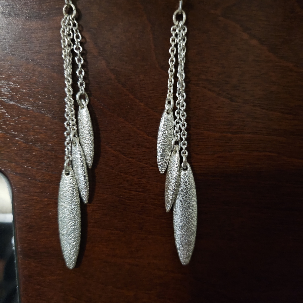Avon Silver Chain Dangle Earrings